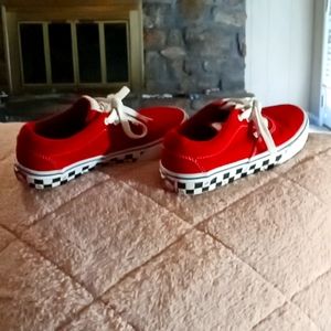 RED VAN'S
